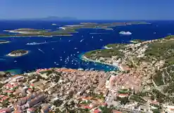 hvar-panorama-optimizirano-za-tisak-boris-kacan.jpg