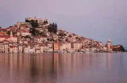 stadt_sibenik_1.jpg